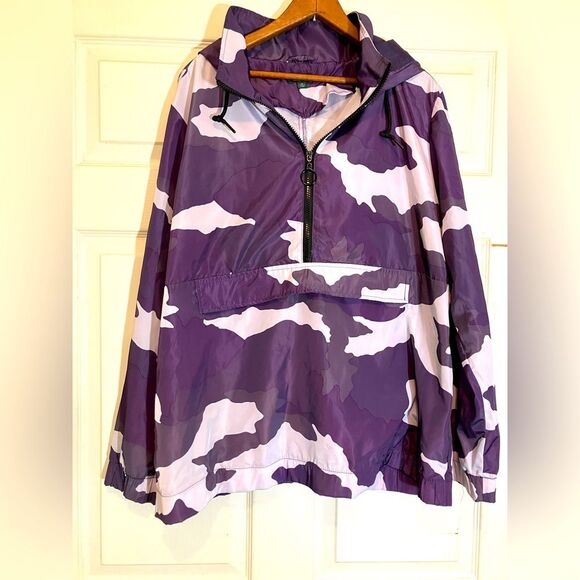 wild fable Jackets & Blazers - Wild Fable, windbreaker with hood, purple camo, size XL, excellent condition